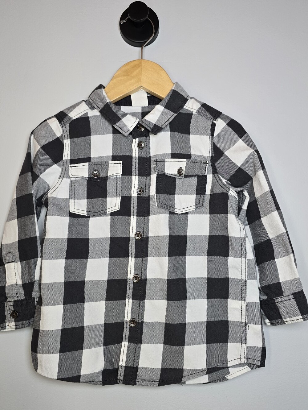 H&M Black and White Buffalo Plaid Button-Down Shirt 12-18M Fall Style